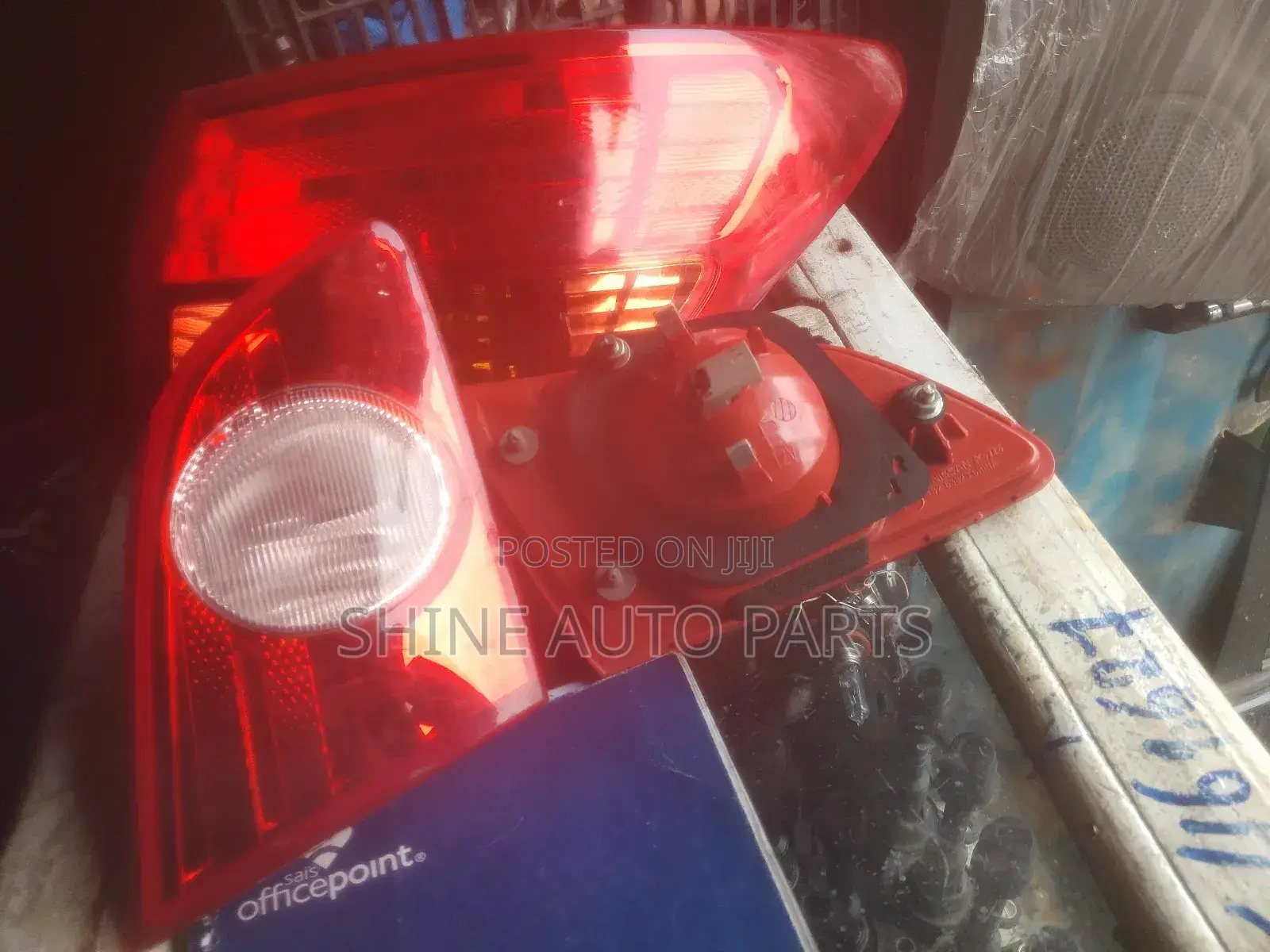 Sylphy N17 Bootlamp /Bootlight