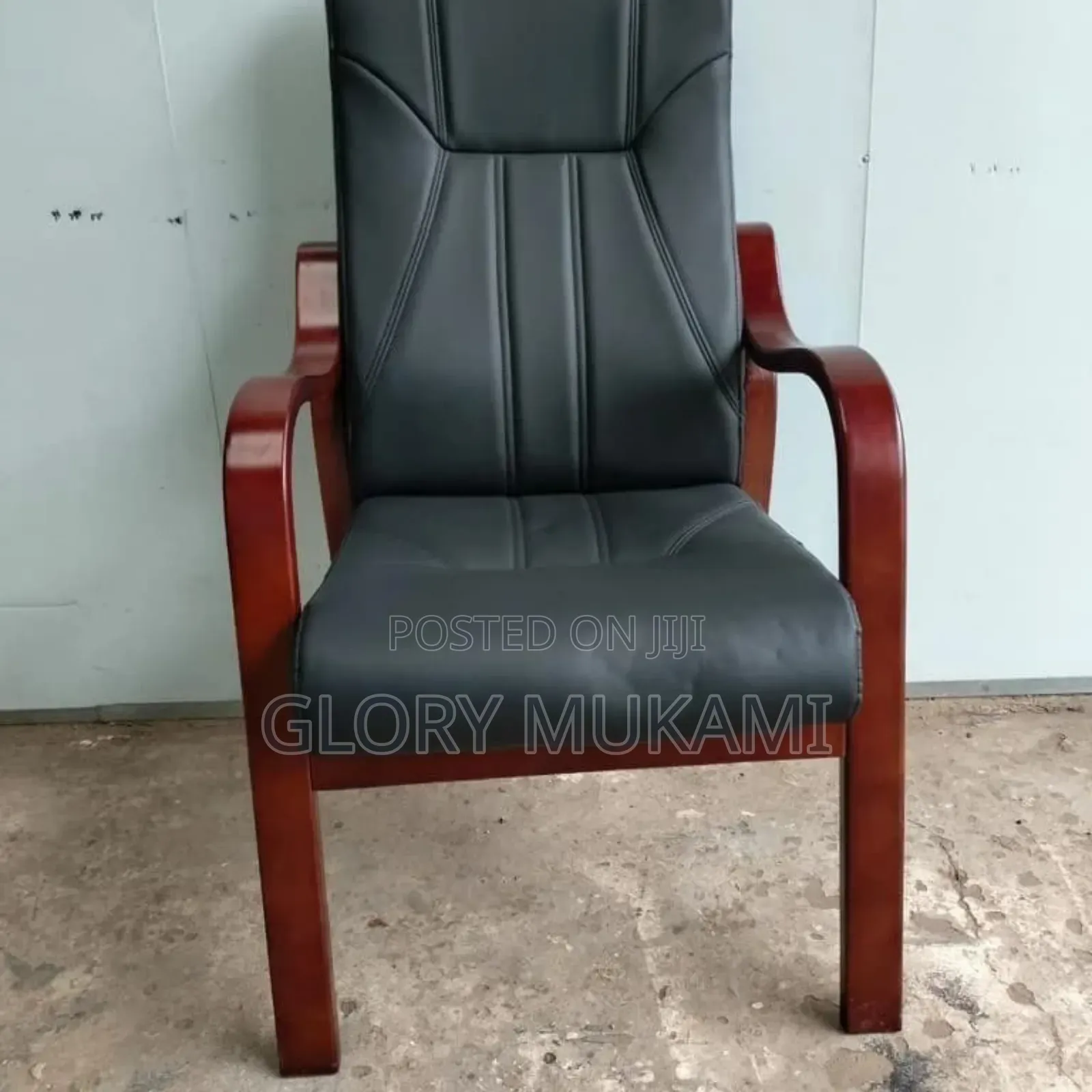 Executive Office Chair With Wooden Arms