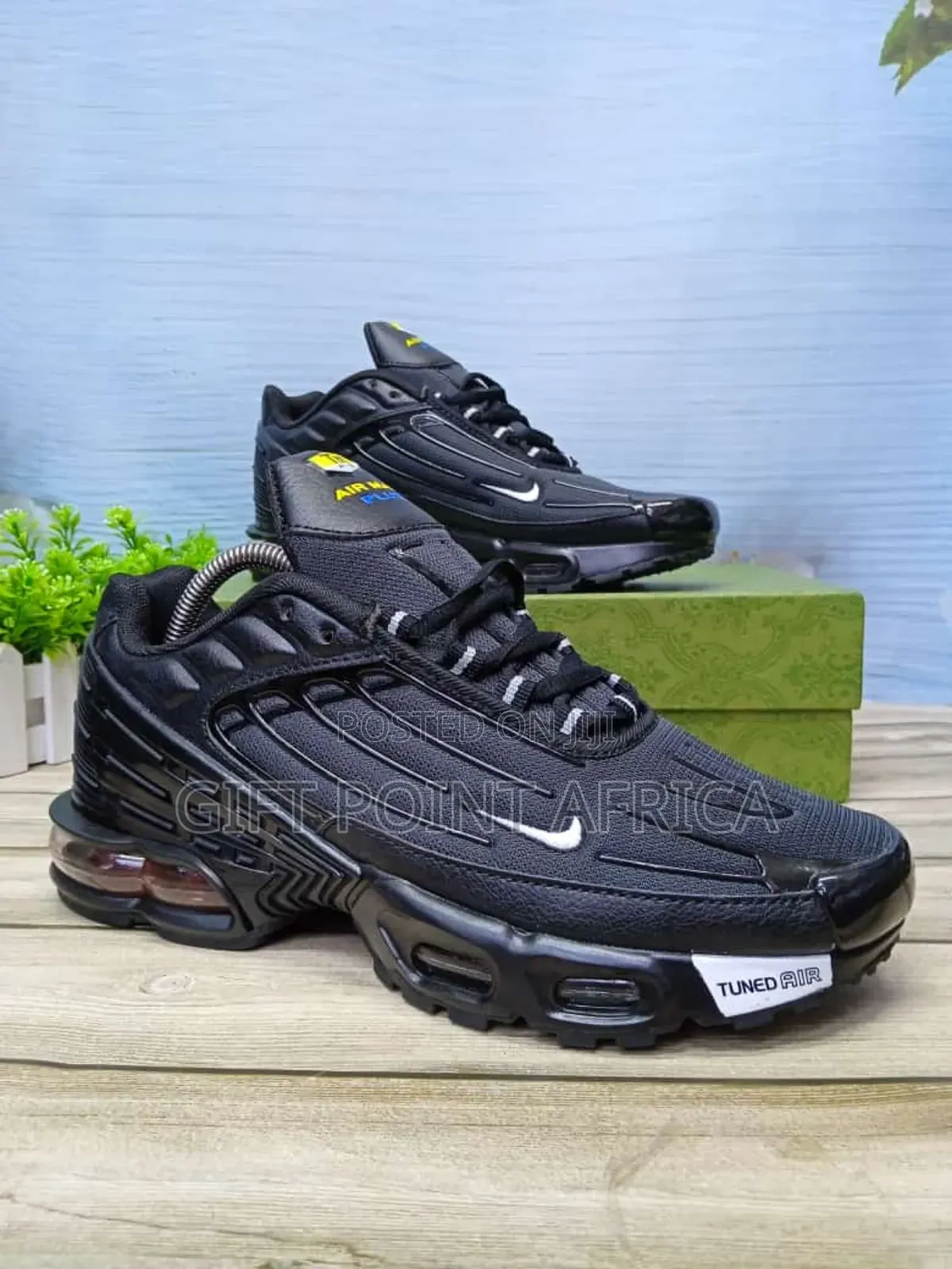 Black Air Max Tn Plus Sneakers for Men