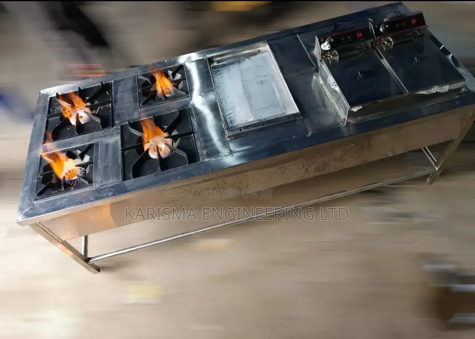 Combined Cooker With 4 Burners, Griddle and 10l by 10l Fryer