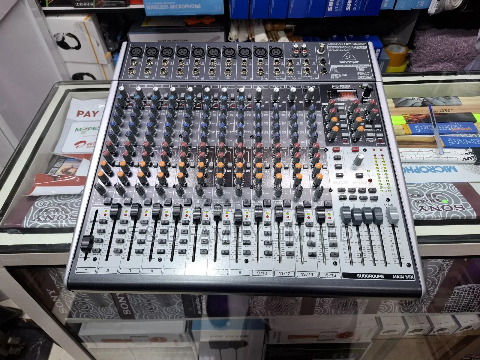 Behringer Xenyx X2442USB 24channels Plain Mixer
