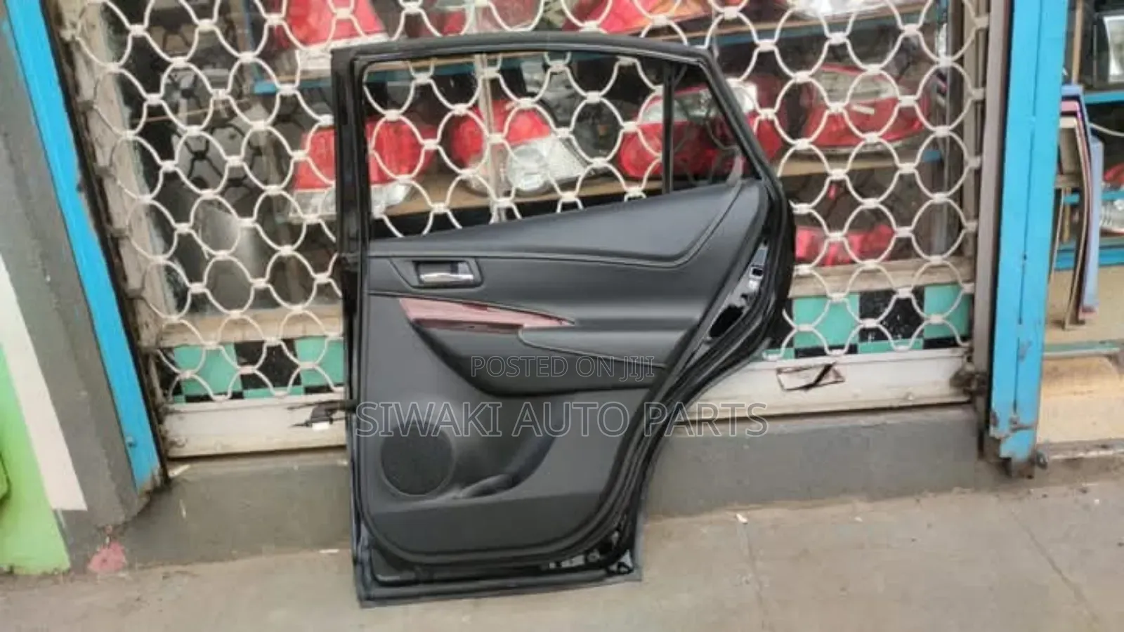 Harrier 2015 Rear Doors