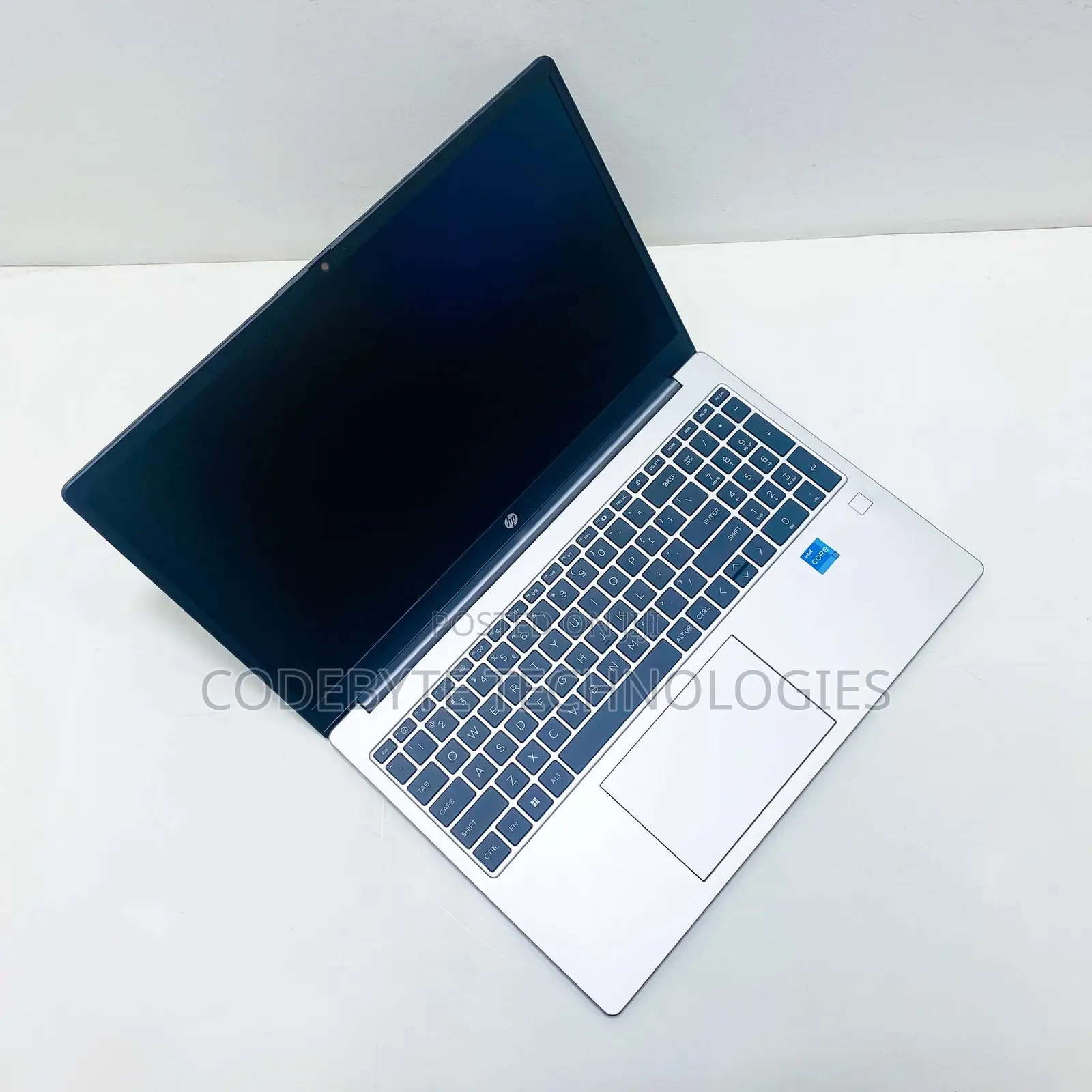 New Laptop HP 250 G10 8GB Intel Core I7 SSD 512GB