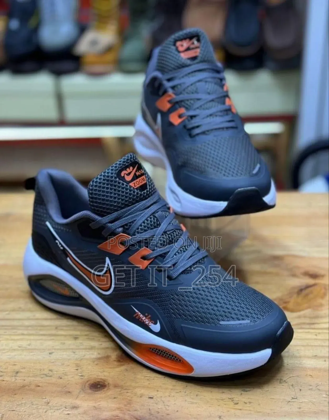 Nike Motorsports
Sizes 40-45