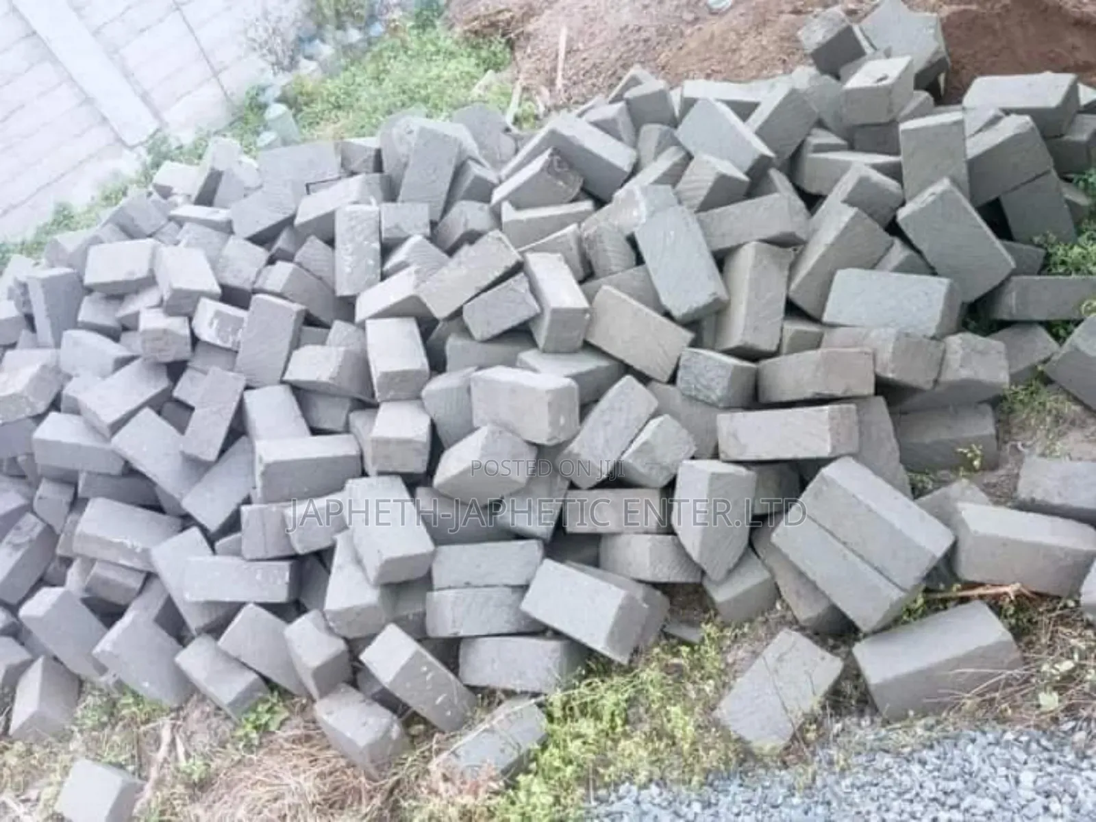 Ndarugo Stones(Machine Cut Stones)1000pcs