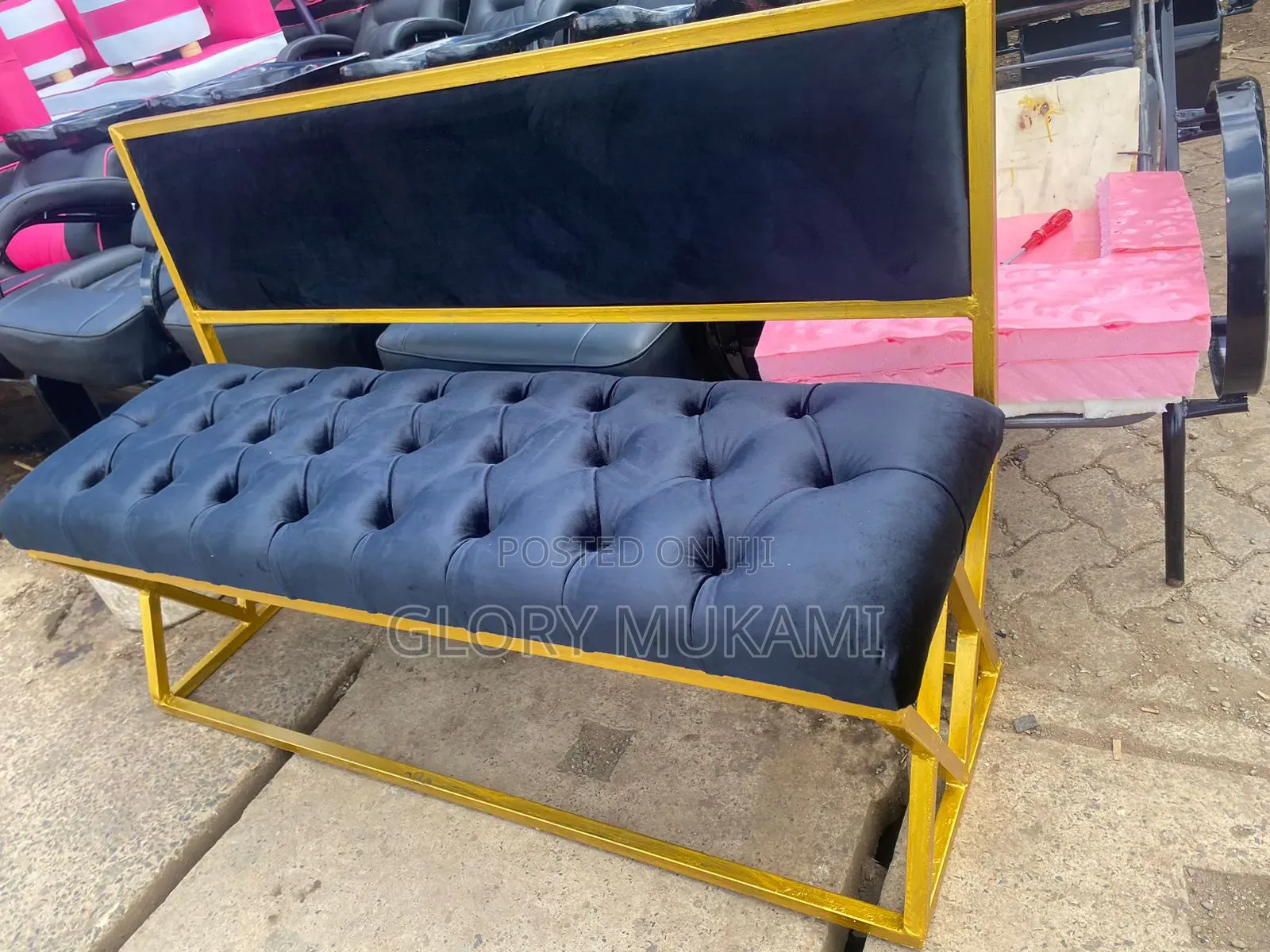 5ft Black Velvet Waiting Chair