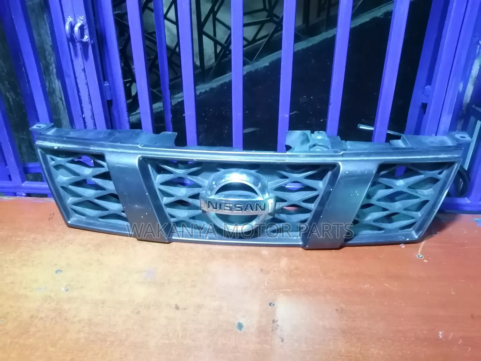 Nissan X-Trail Nt31 Grille, Clean EX Japan Original Parts