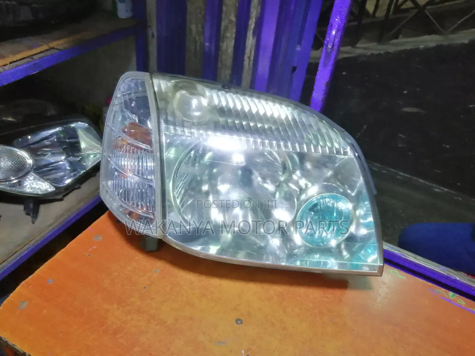 Nissan X-Trail Nt30 Non Xenon Lamp Complete With Corner Lamp
