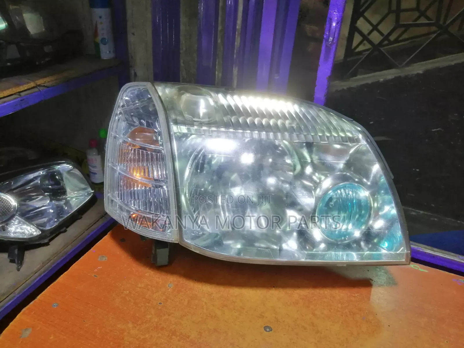Nissan X-Trail Nt30 Non Xenon Lamp Complete With Corner Lamp
