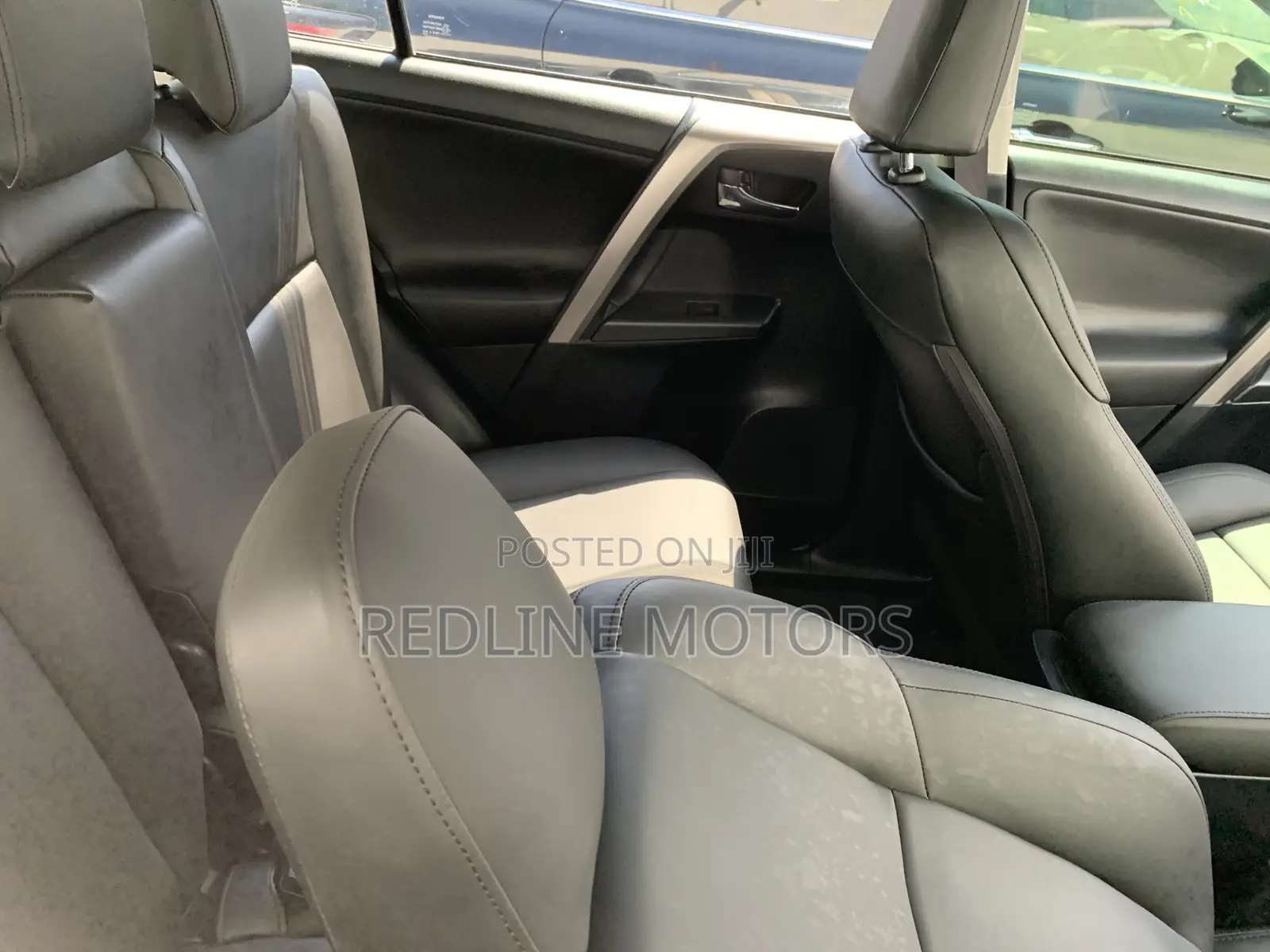 Toyota RAV4 2018 Silver