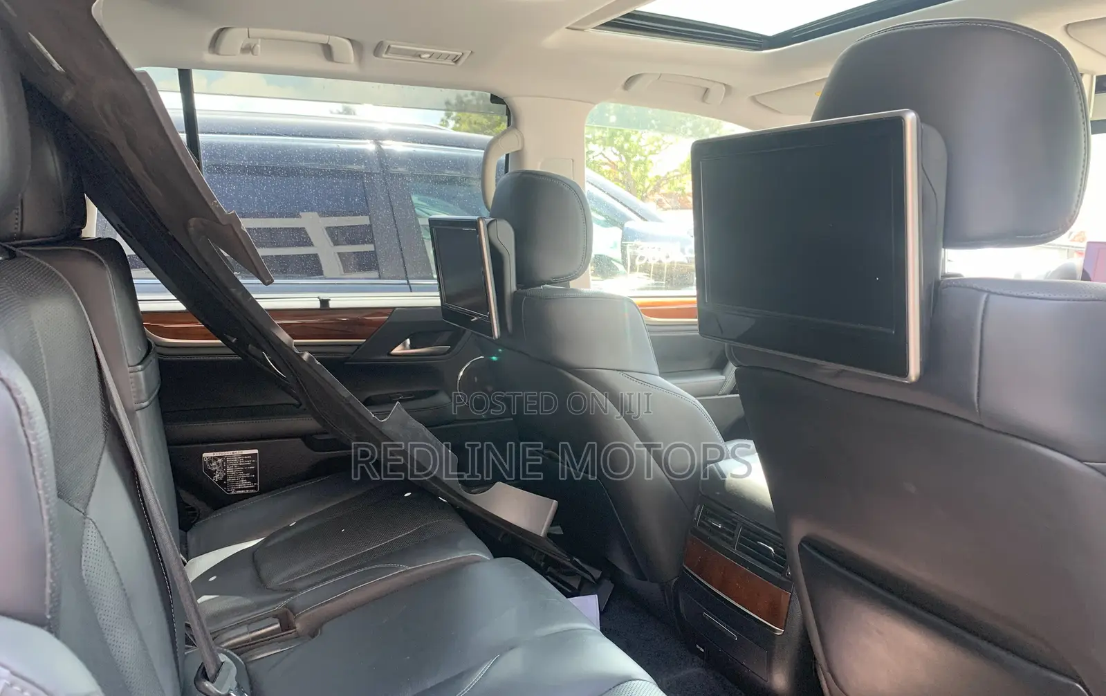 Lexus LX 570 (5 seats) AWD 2018 Black