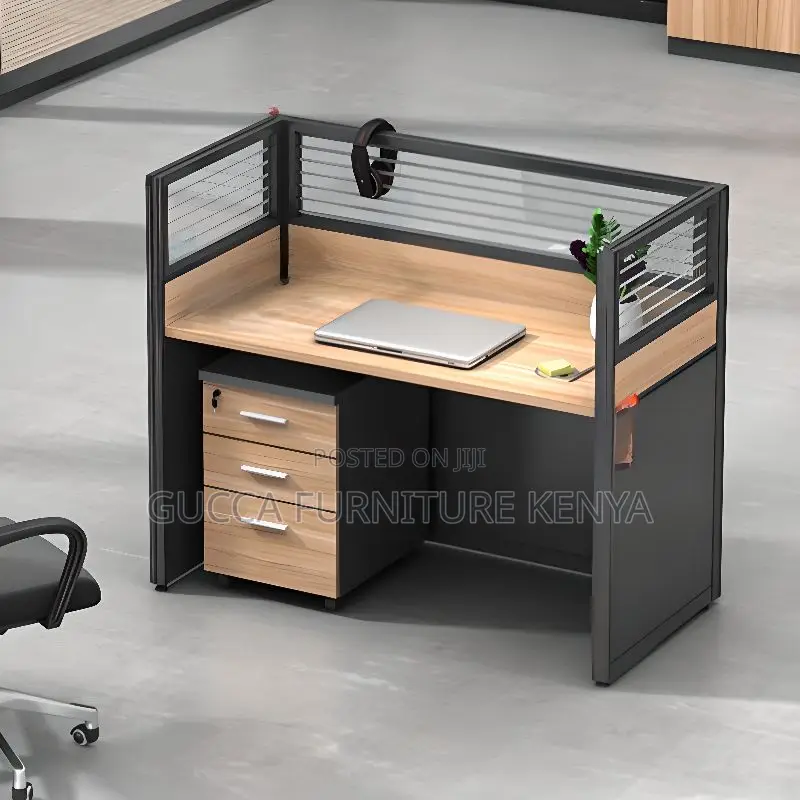 Workstation: One Seater Modular Office Study Workstation
