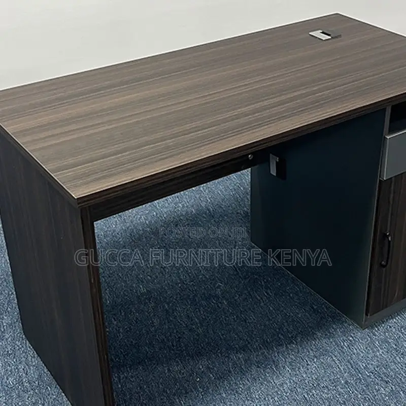 Office Tables:1.4 Meters Writing Table With Lockable Drawers