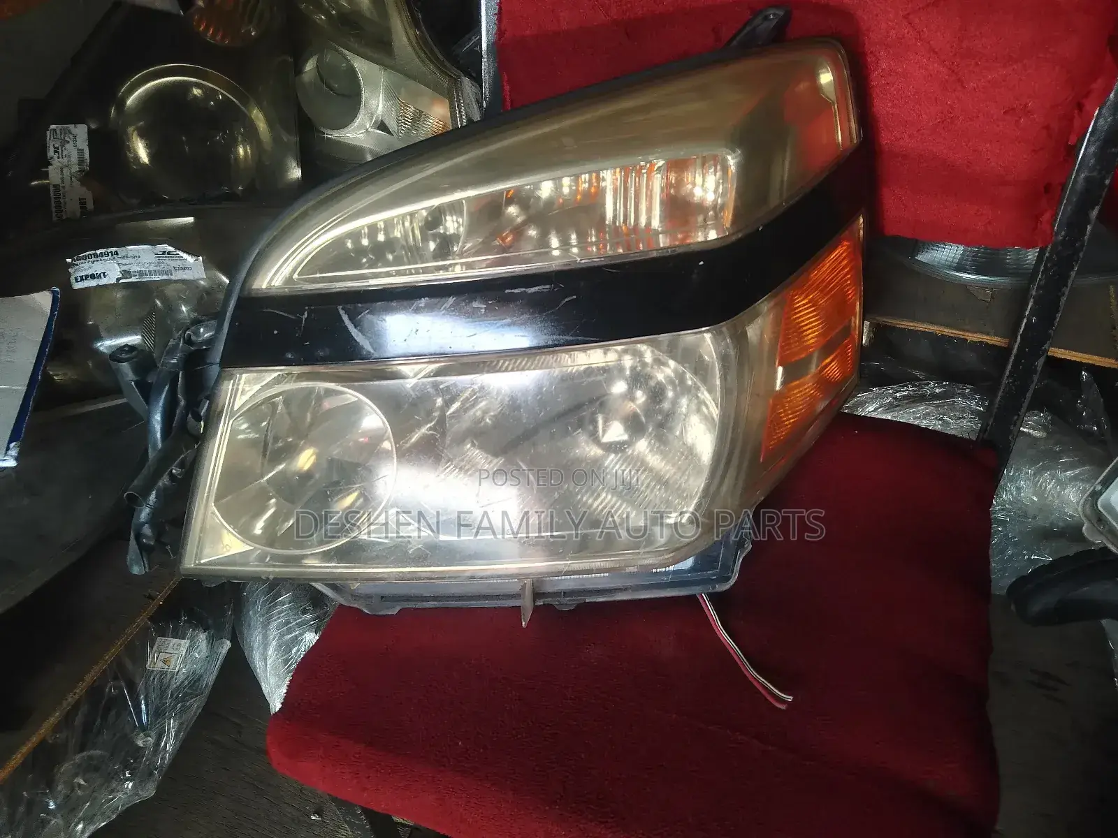 Voxy Headlight /Headlamp