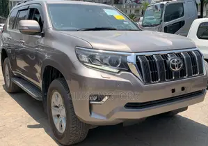 Toyota Land Cruiser Prado 2.8 2018 Ivory