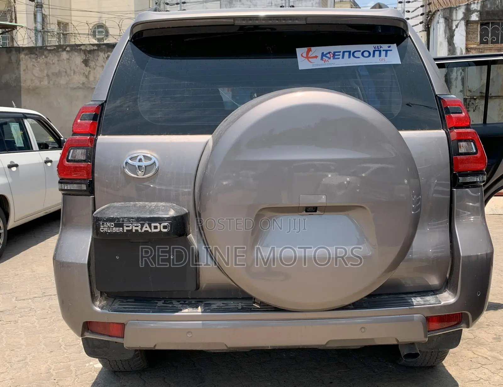Toyota Land Cruiser Prado 2.8 2018 Ivory