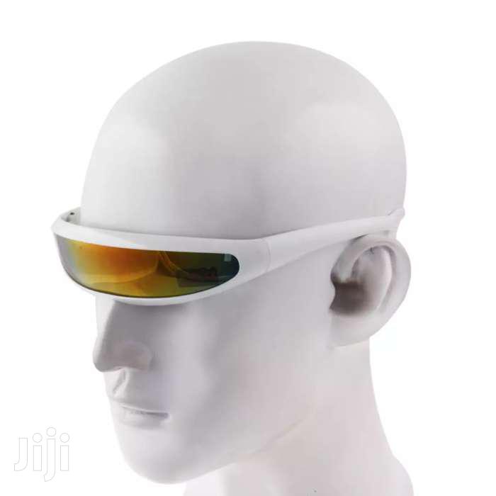 Stylish Design Sports Glasses