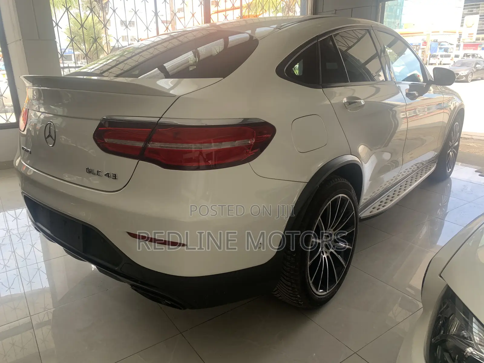 Mercedes-Benz GLC-Class 2017 Off white