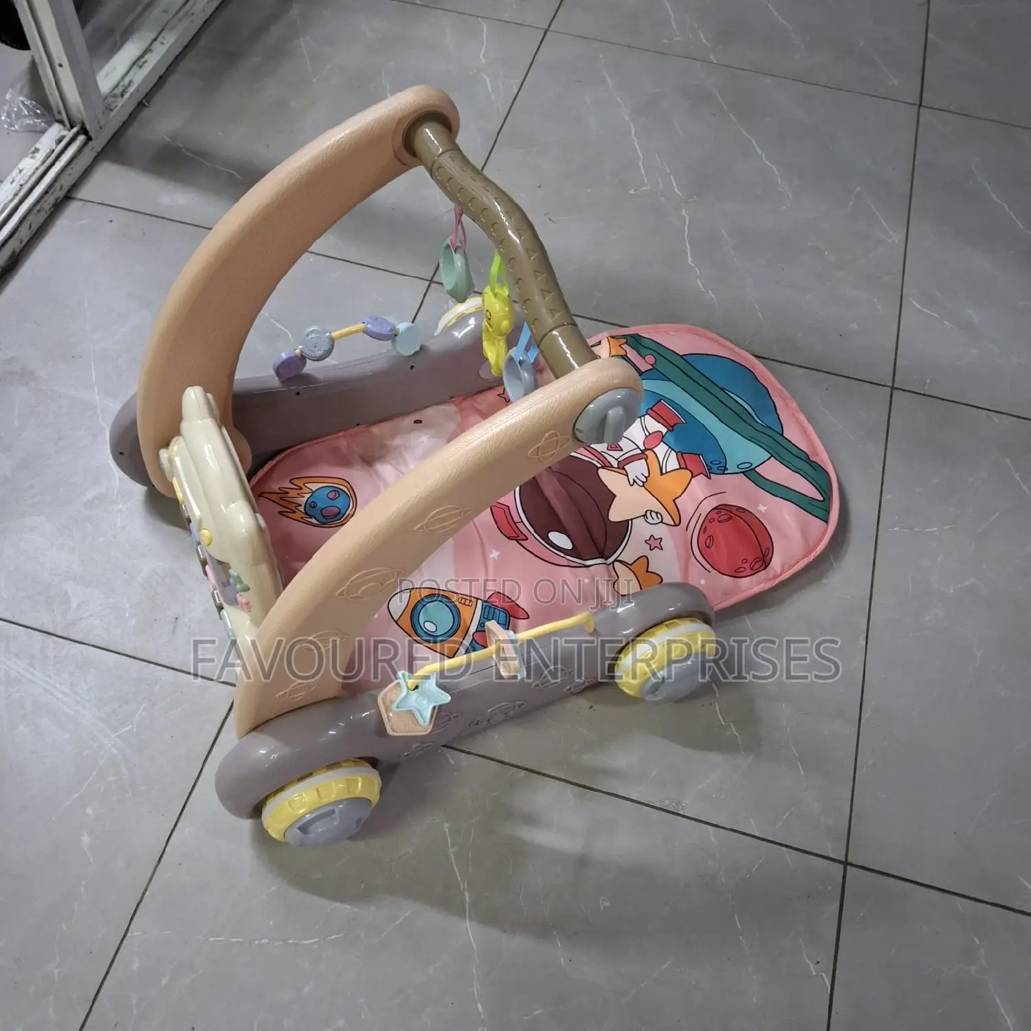Push Walker With Piano Mat Play Mat