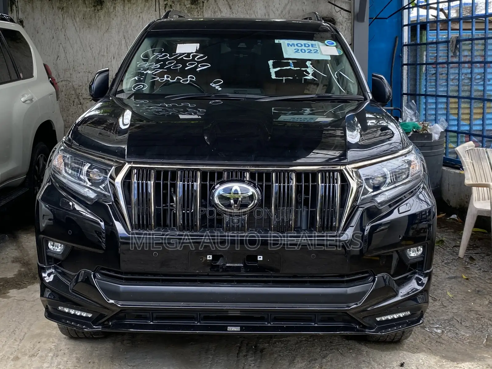 Toyota Land Cruiser Prado 2022 Black