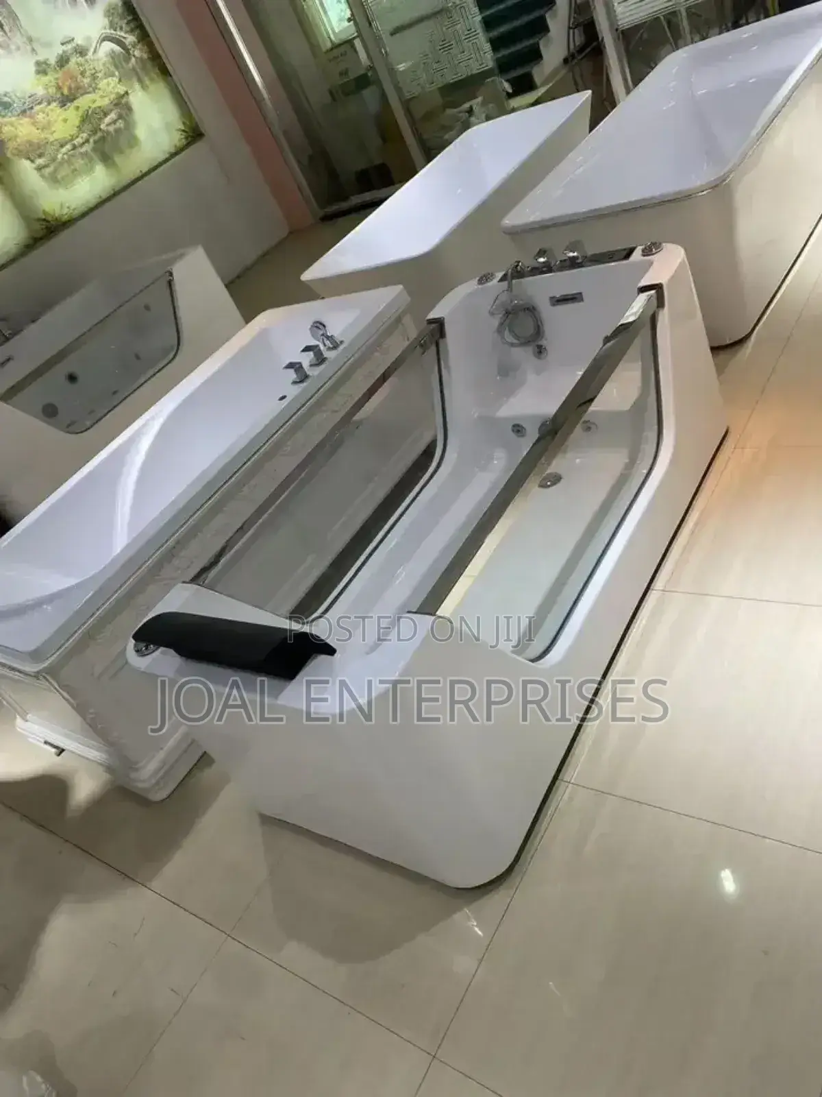 Glass Bath Tub