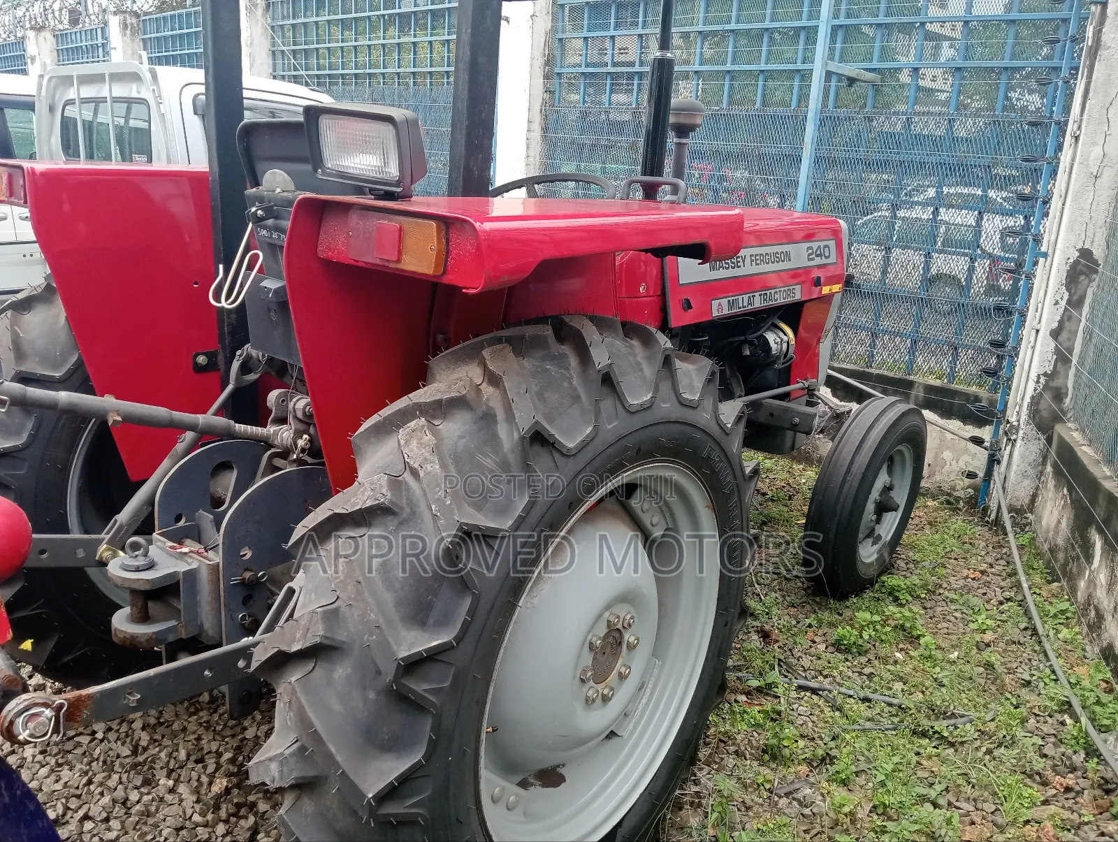Massey Ferguson 240