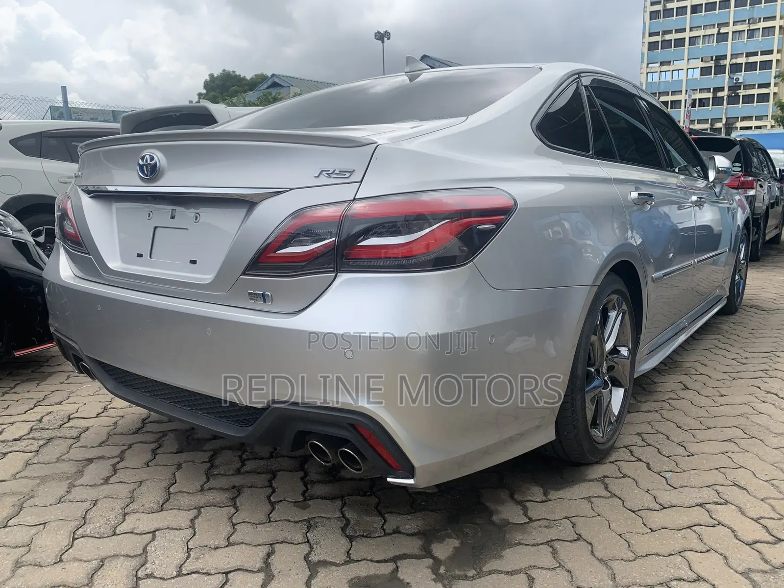 Toyota Crown Majesta 2.5 AWD Hybrid 2018 Silver