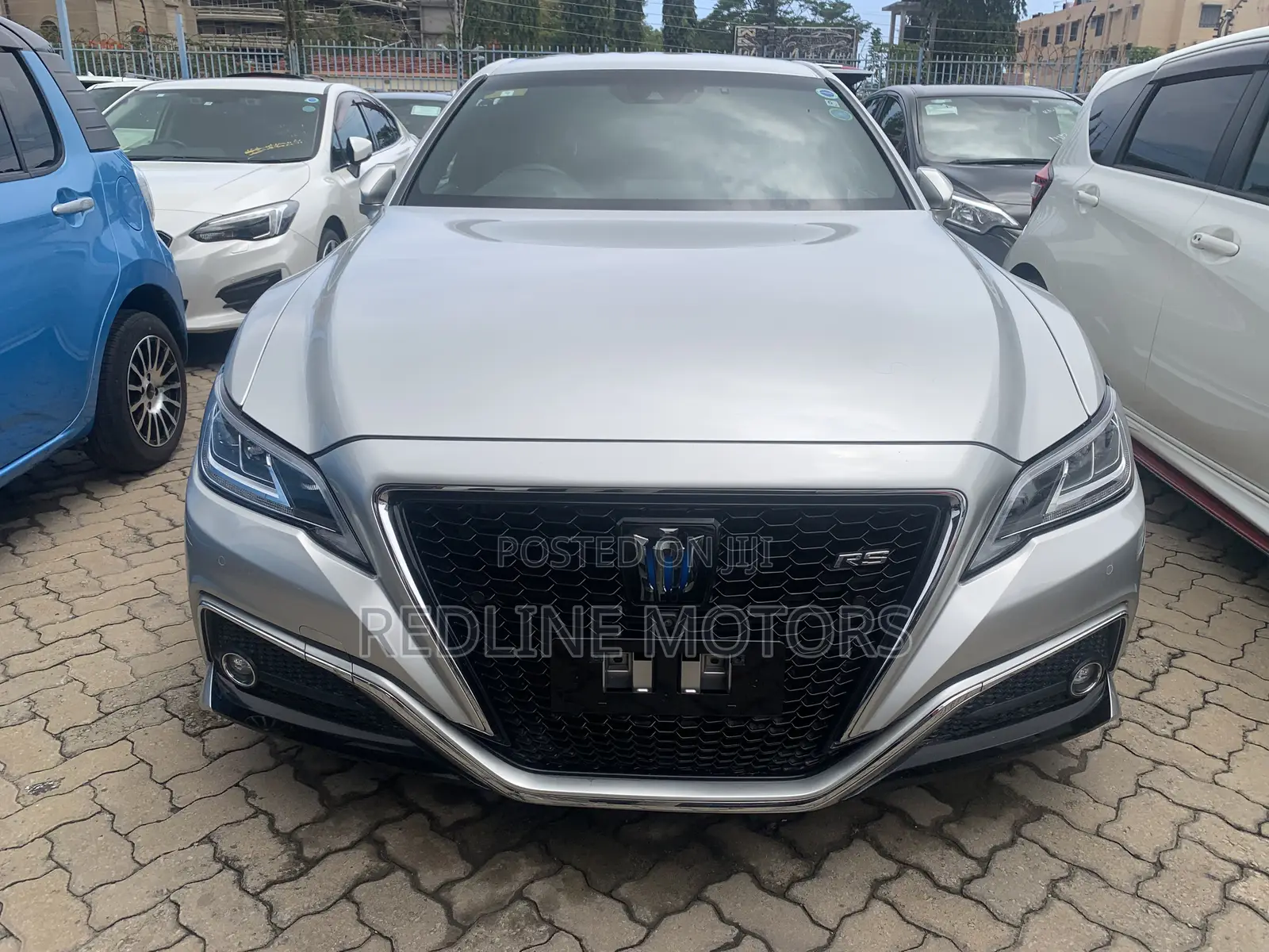 Toyota Crown Majesta 2.5 AWD Hybrid 2018 Silver