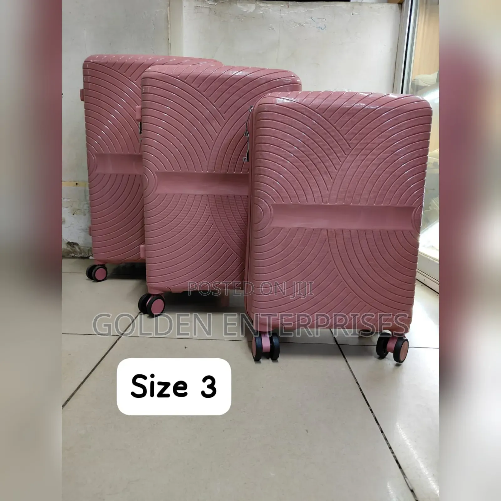 3 in 1 Unbreakable Double Zip Rubber Suitcase, Size 3