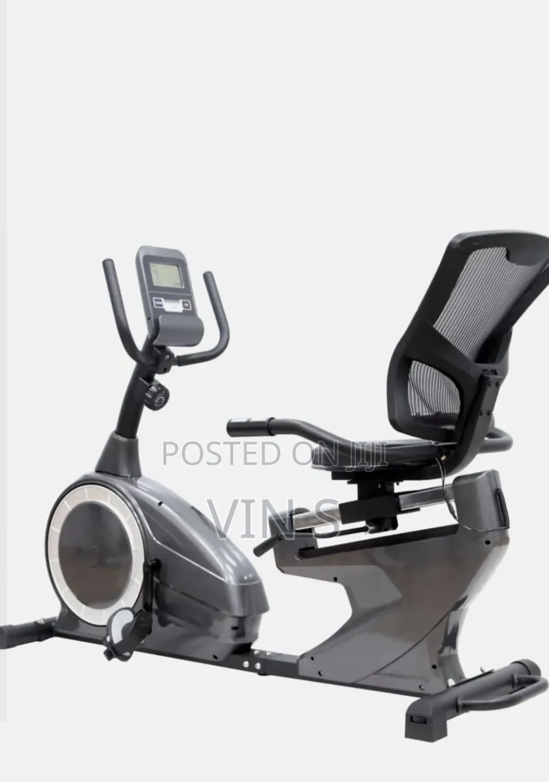 Recumbent Bikes/ Rêcumbent Bikês/ Recûmbent Bîkes/Rêcumbênt