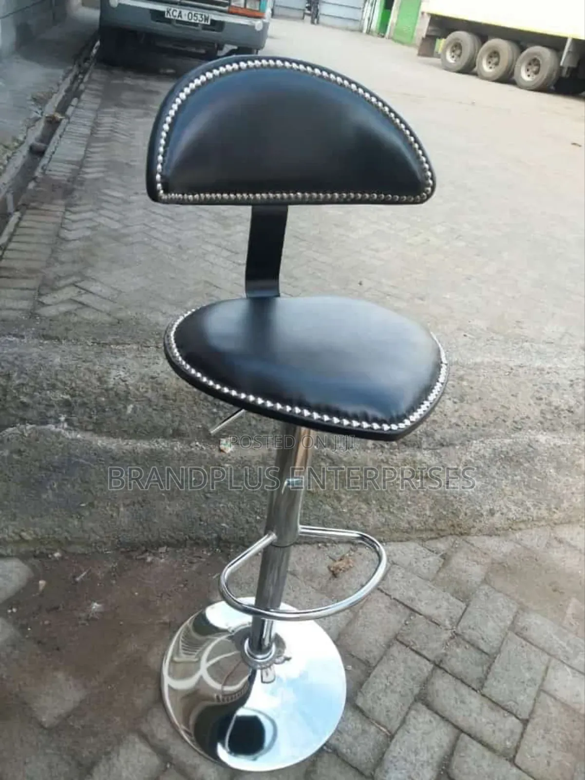 Studio Stool
