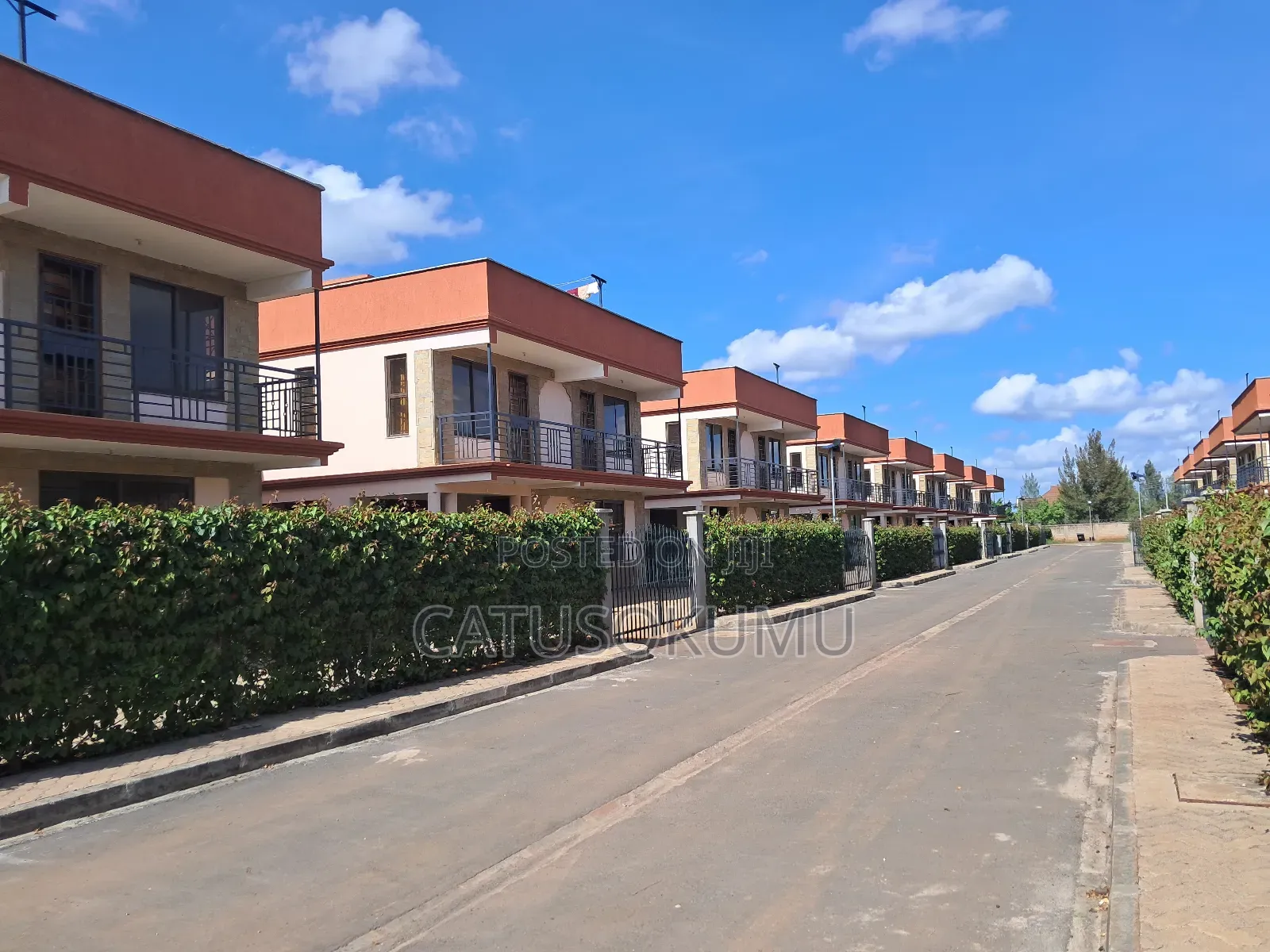 5bdrm House in Katani for rent