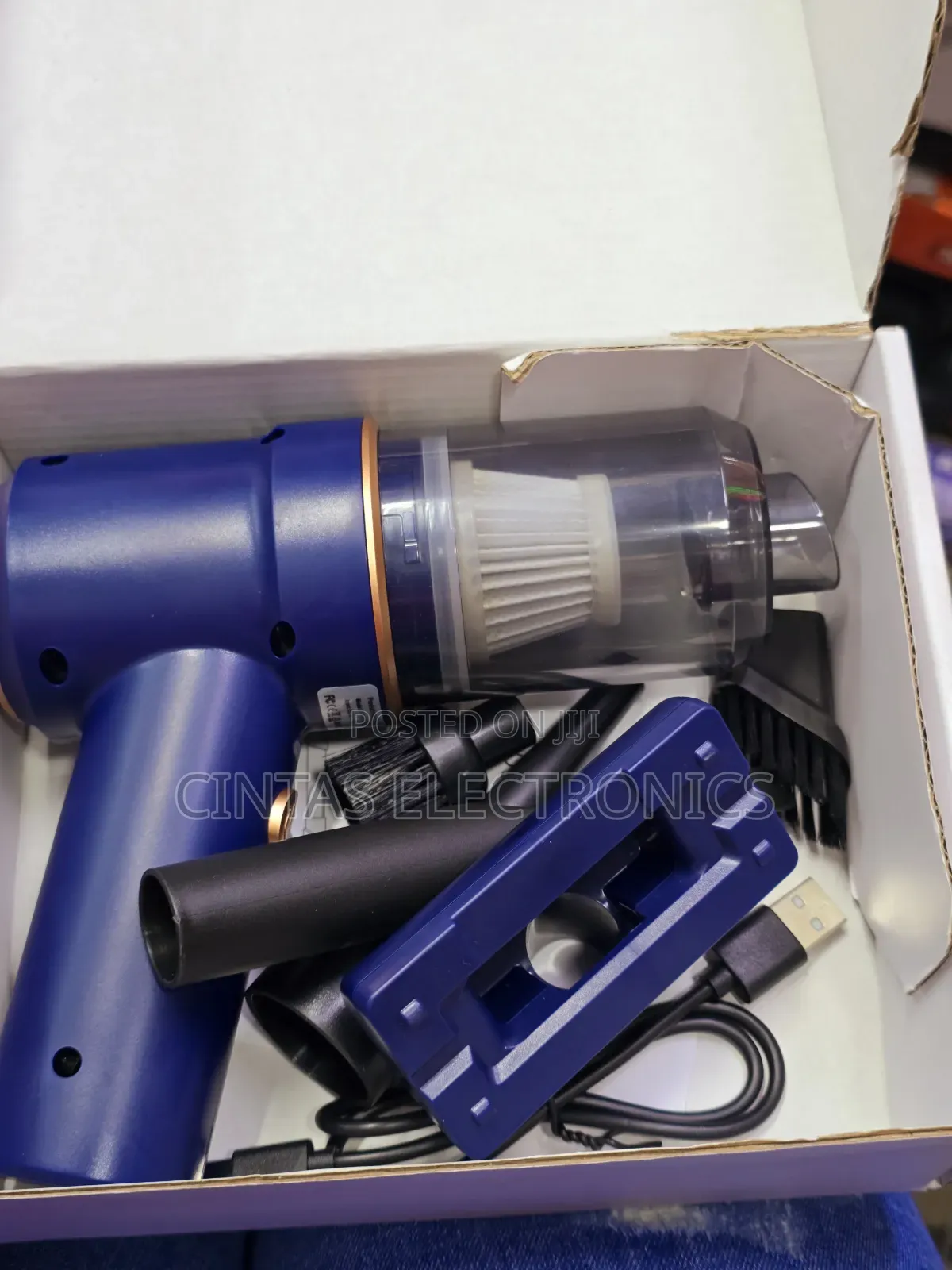 Cordless Vacuum Cleaner