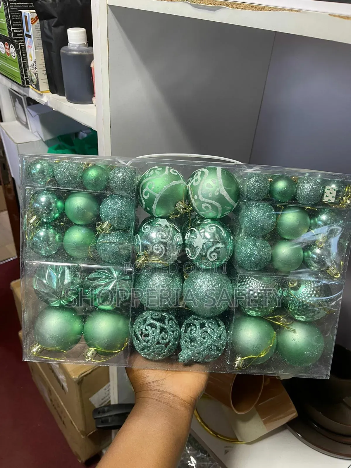 101 PCS Christmas Decorators- Peacork Color