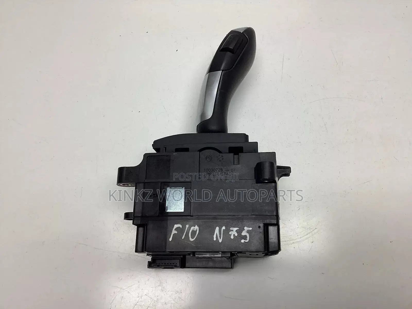 BMW 5 Series F10 F11 Auto Gear Selector Unit 9251188-01