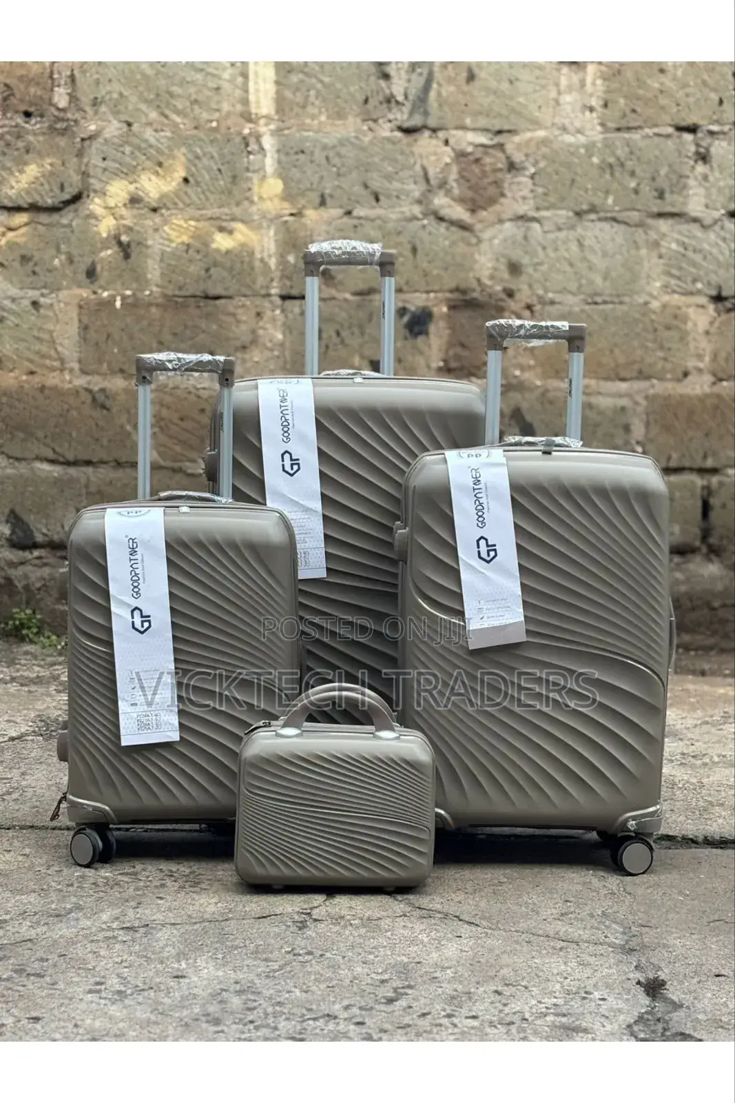 4 in 1 Unbreakble Laxurious Rubber Suitcase Travel Bag