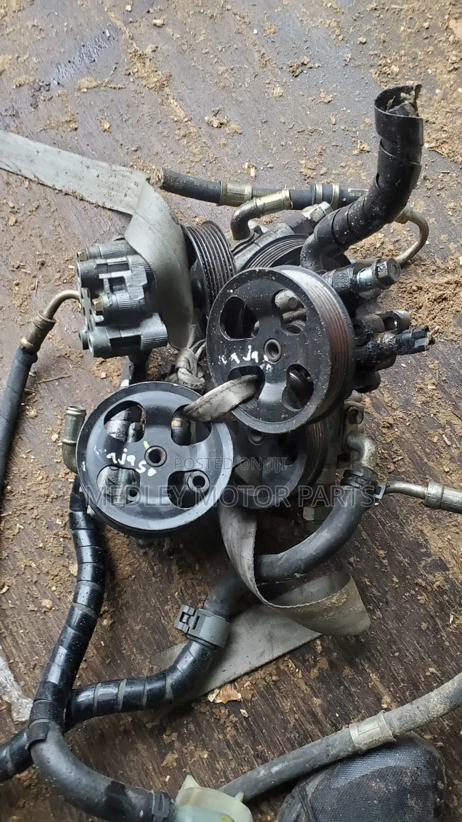 Toyota Voxy/Noah/Avensis/ /2az Steering Pumps