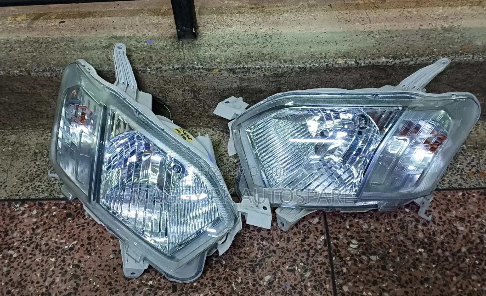 Toyota Problem 2015 Headlights