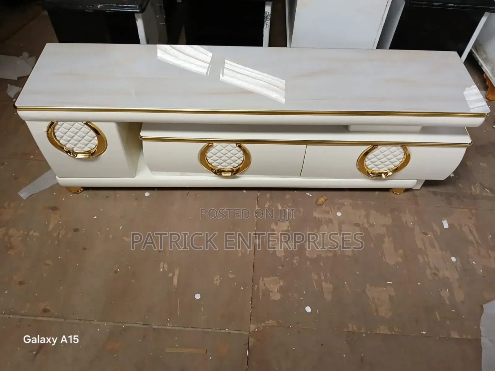 Imported Modern Top Class Tv Tv Stand