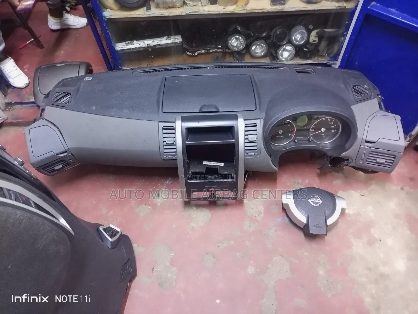 Nissan X-Trail Nt 31 Dashboard Only