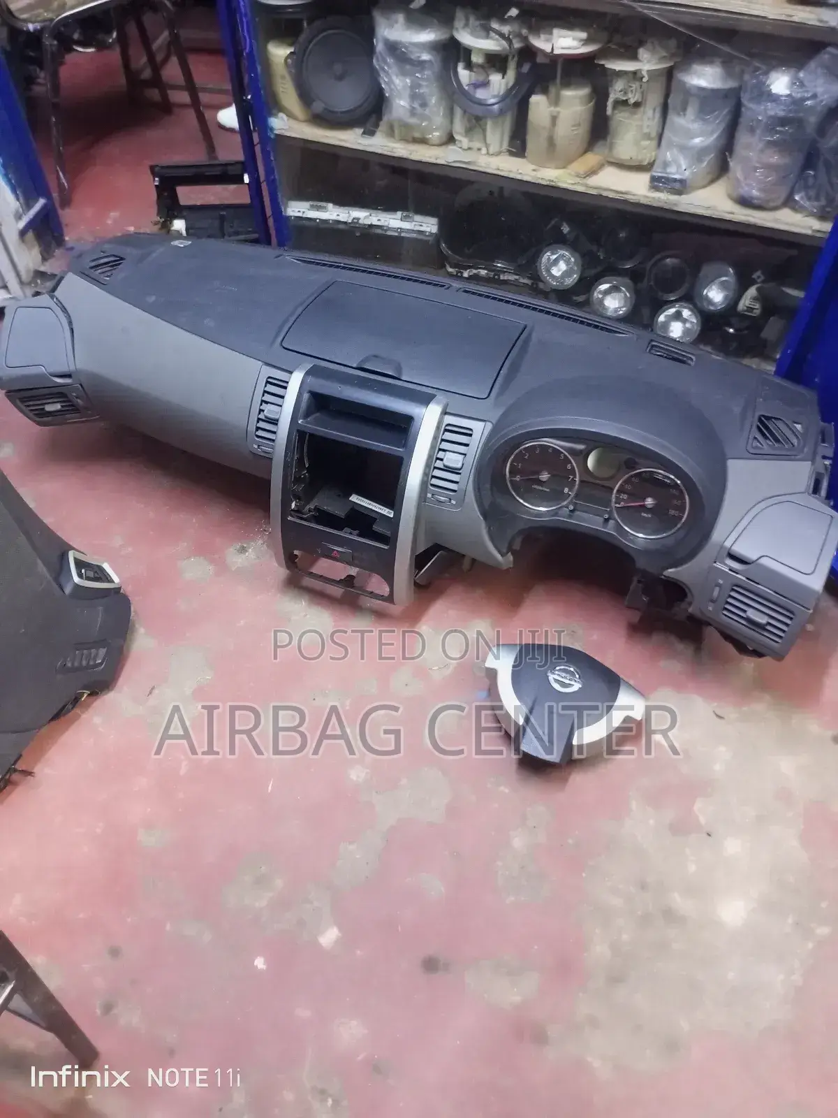 Nissan X-Trail Nt 31 Dashboard Only