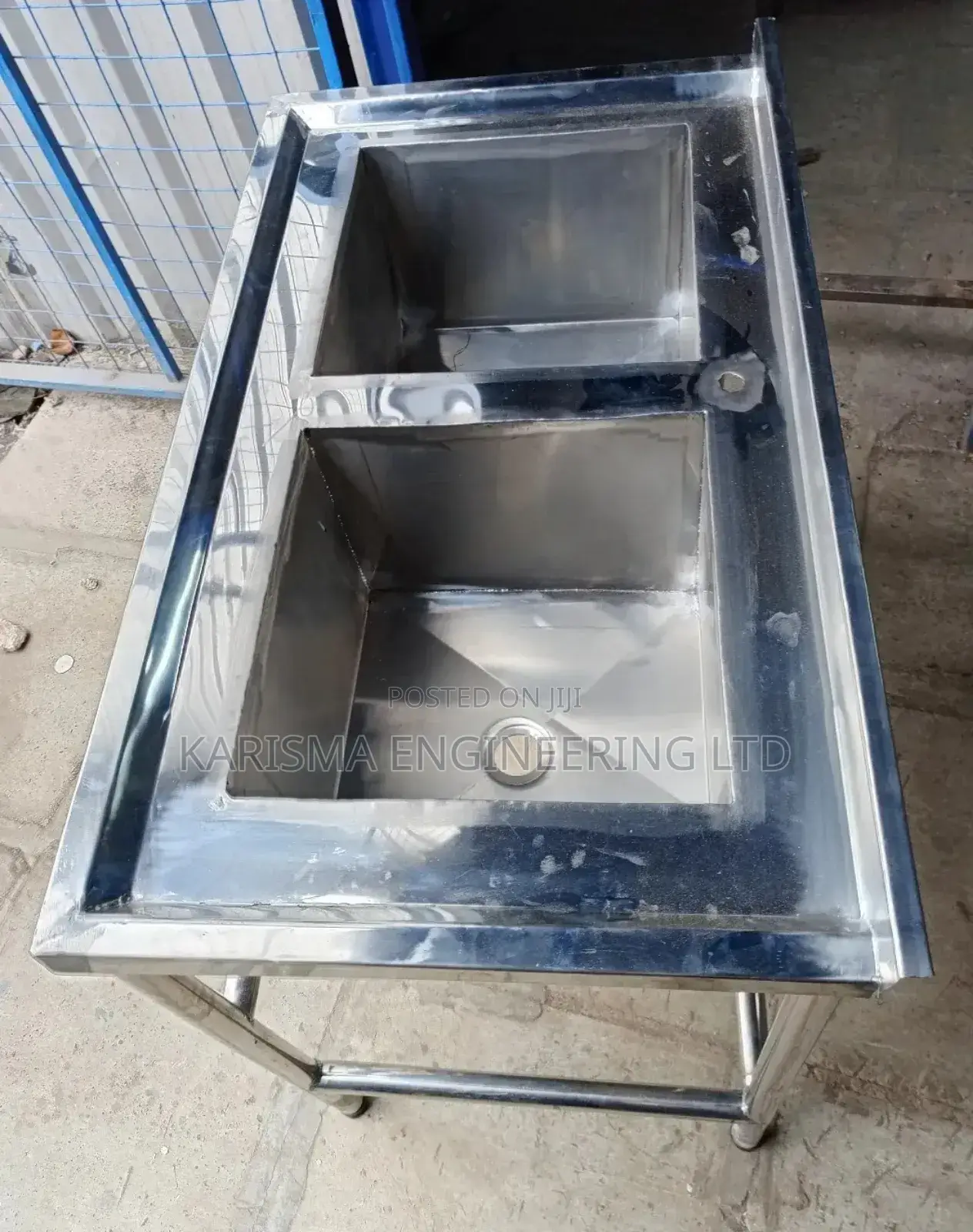Double Bowl Sink/Cleaning Sink