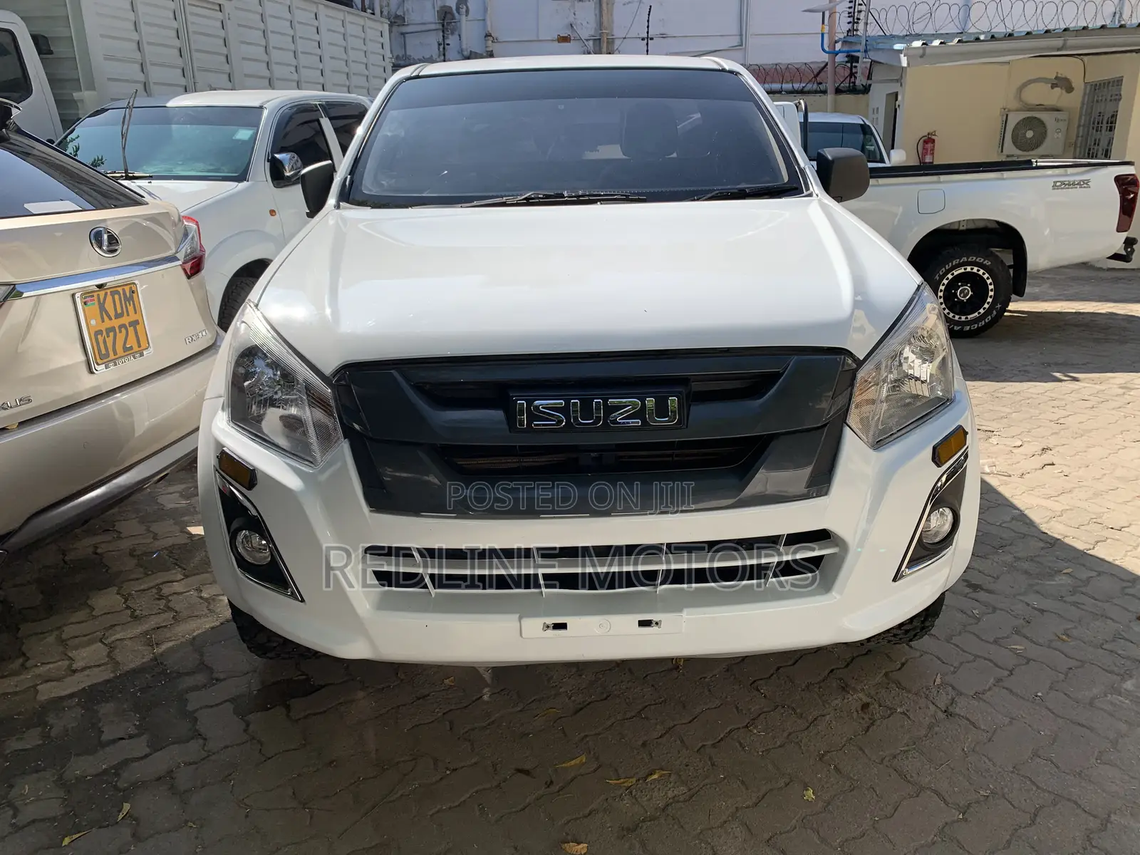 Isuzu D-MAX 2021 White