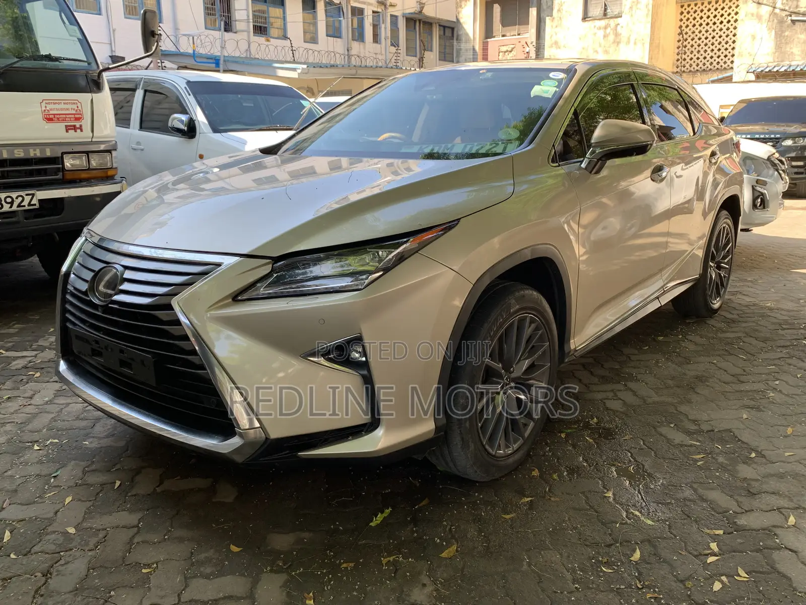 Lexus RX 300 2018 Gold