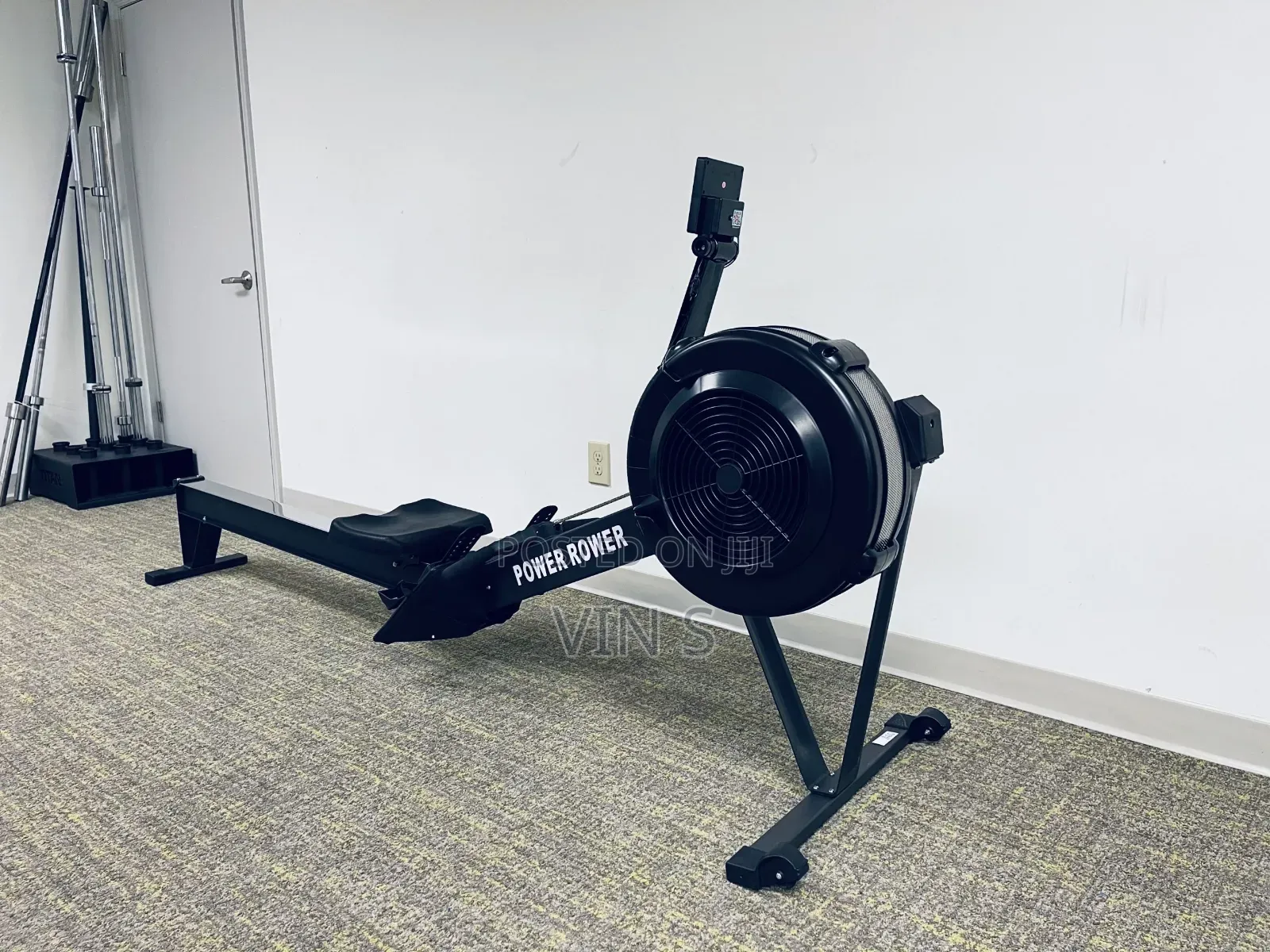 Air Rowing Machines% Aïr Röwing Mächines/Aîr Rôwing Mâchines