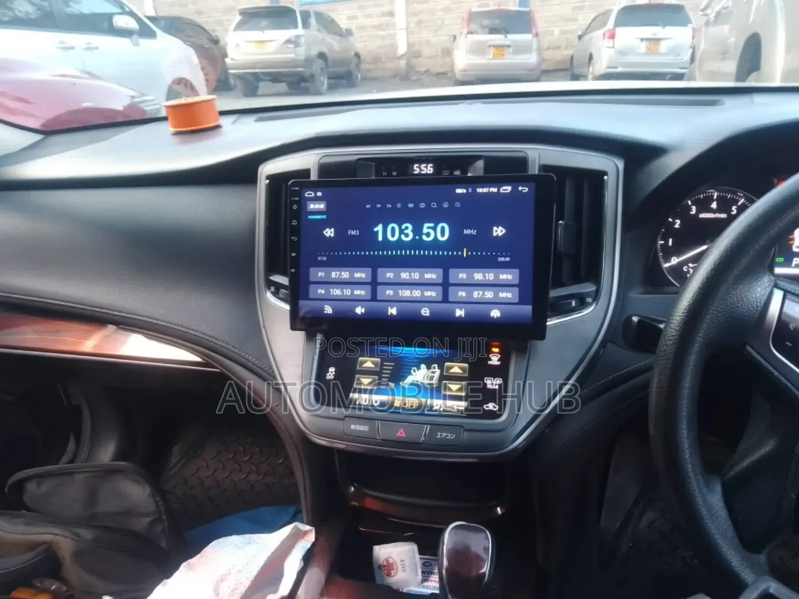 Toyota Crown Android Screen 2017