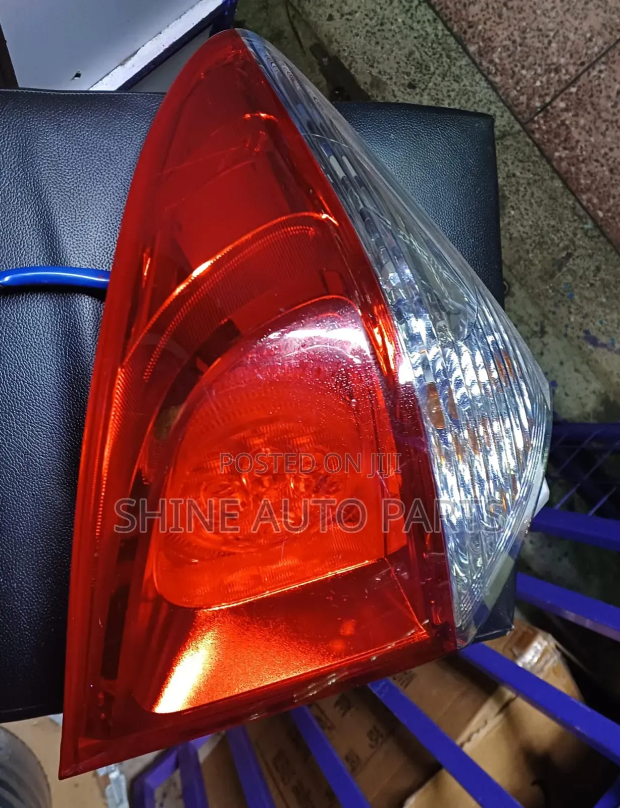 Toyota Ractis Taillamp / Backlight