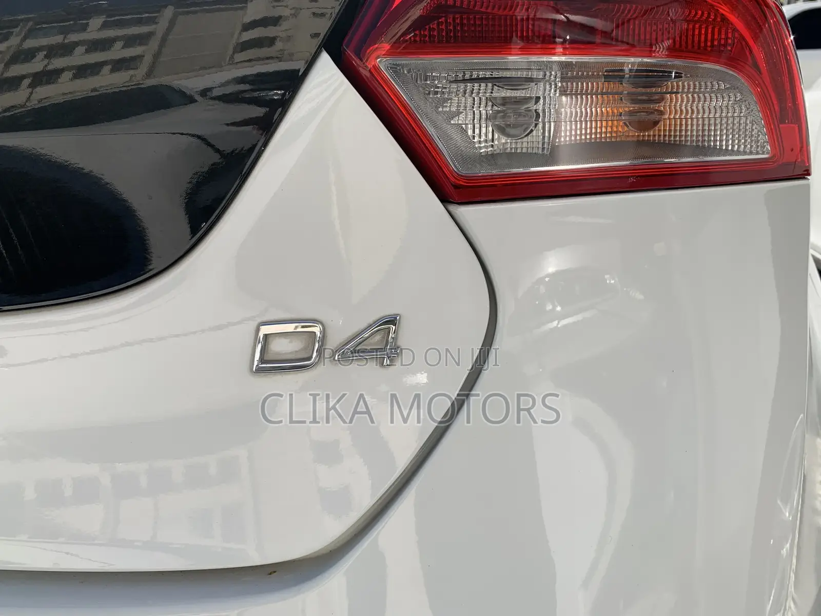 Volvo V40 2017 White