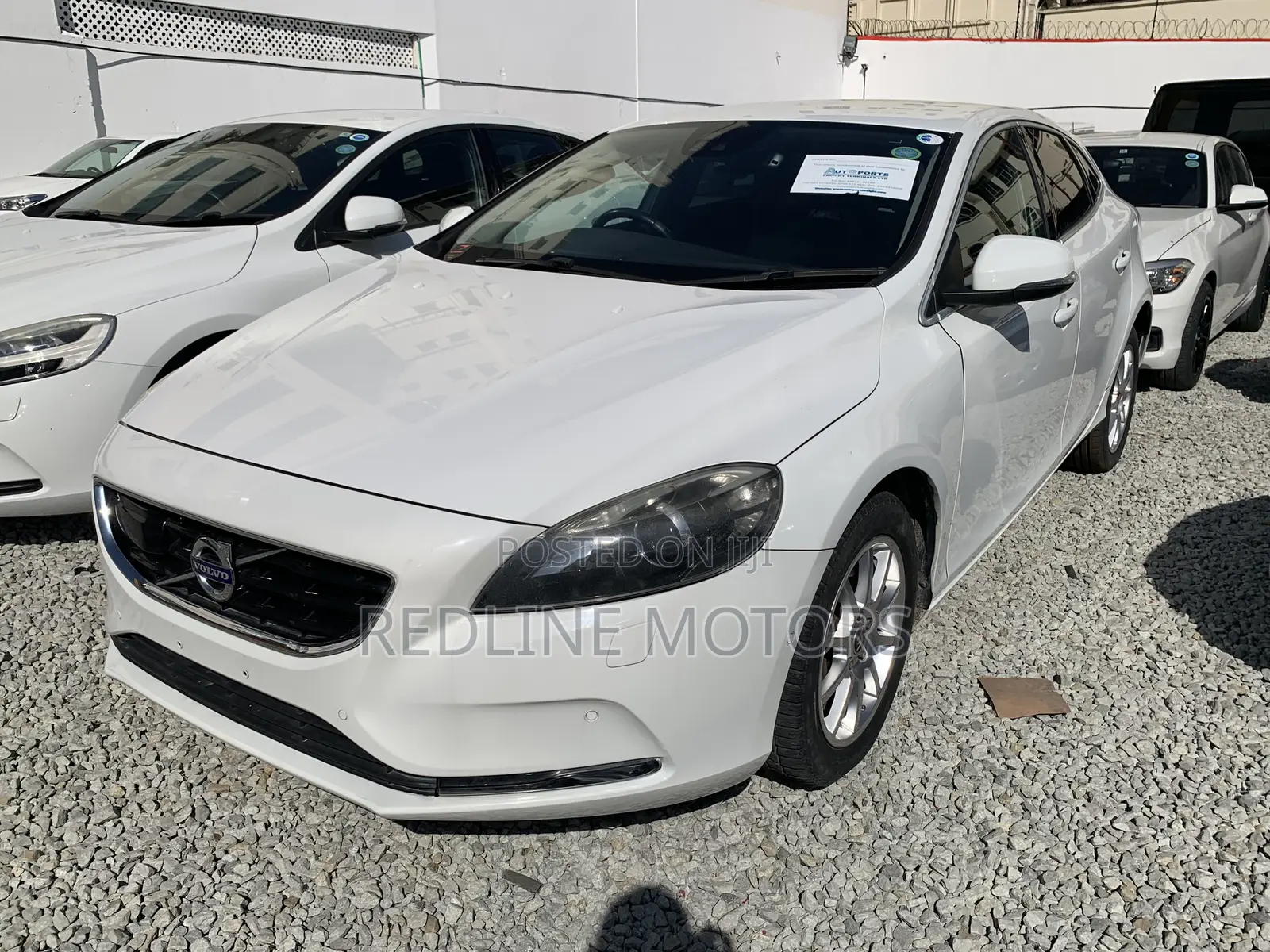 Volvo V40 2017 White