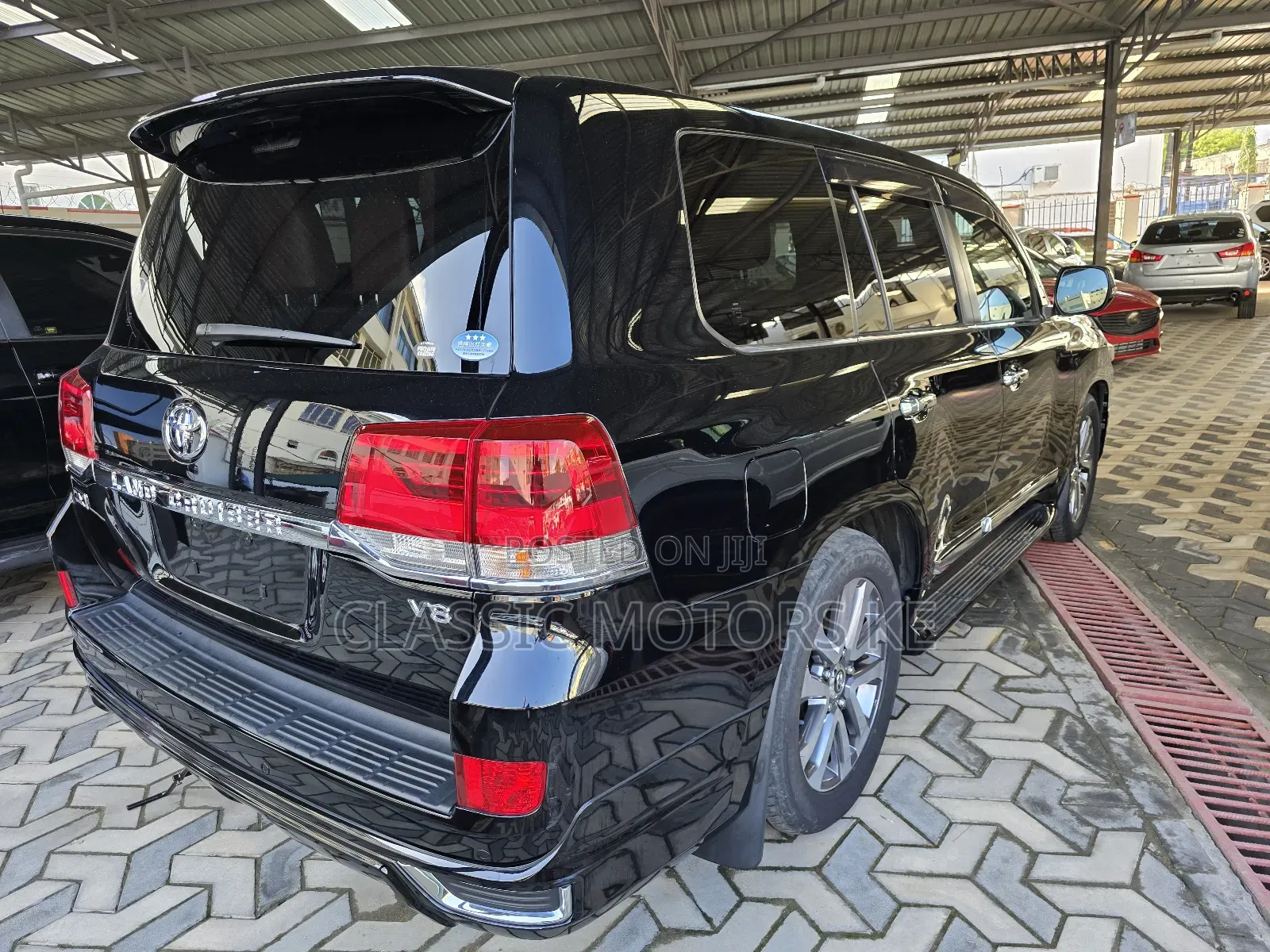 Toyota Land Cruiser 4.6 V8 ZX 2018 Black